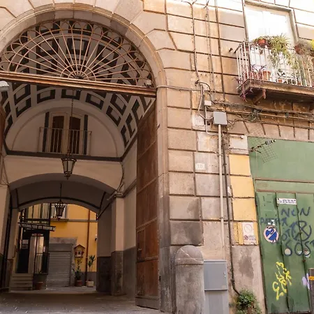 Casa Latilla Centro Storico Con Due Indipendenti Napoli